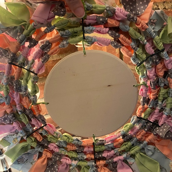 Kittens Rag Wreath - Picture 6 of 6